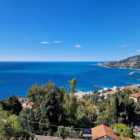 La Finestra Sul Golfo Διαμέρισμα Ospedaletti Εξωτερικό φωτογραφία
